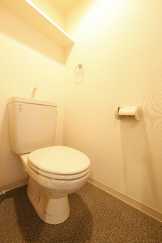 トイレ　温水洗浄便座取り付け可