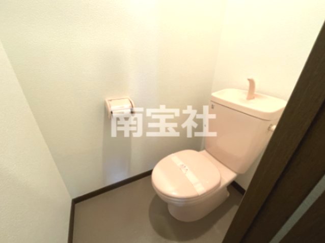 トイレ　新品のウォシュレット設置予定