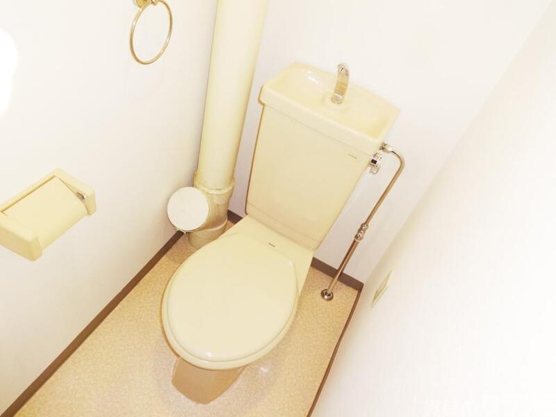トイレ　トイレは普通ですみません・・。