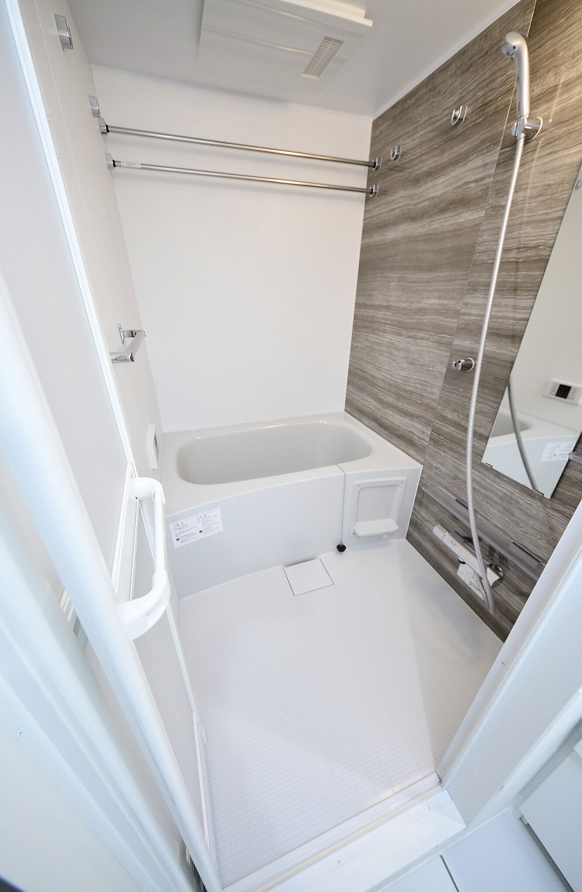 バス・シャワールーム　バス