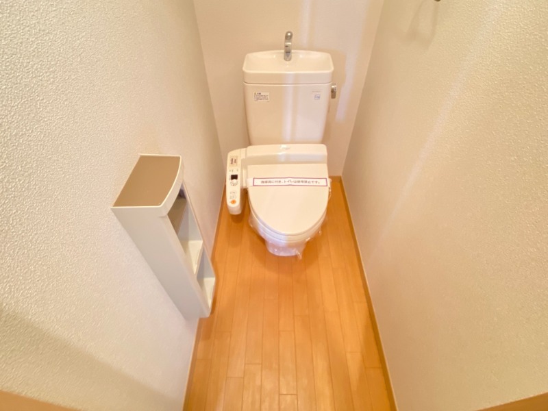 トイレ　別部屋写真
