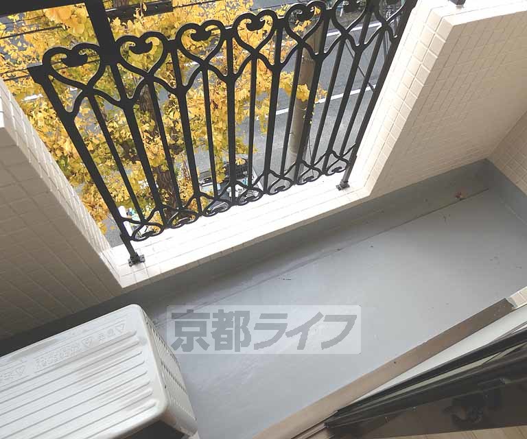 バルコニー　バルコニです。