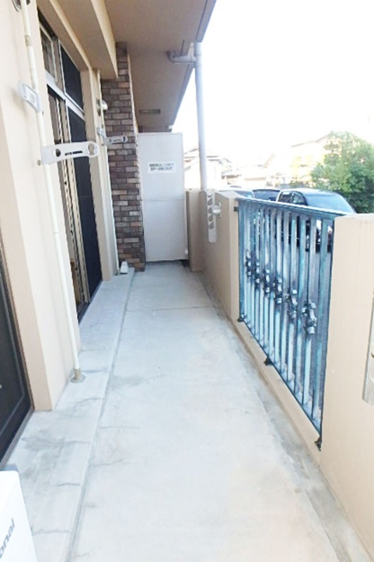 バルコニー　南東向きで日当たり良好♪