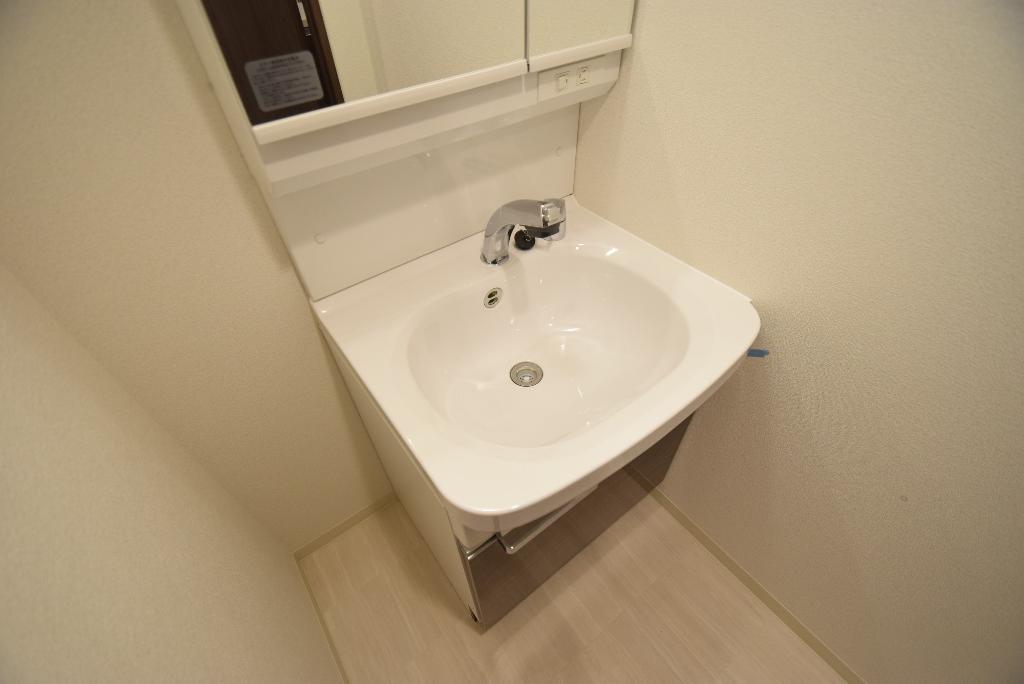 洗面設備　洗髪洗面化粧台