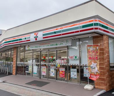 コンビニ　セブンイレブン 葛飾金町駅西店（コンビニ）まで230m