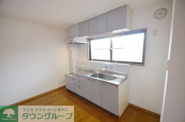 キッチン　別号室の写真になります