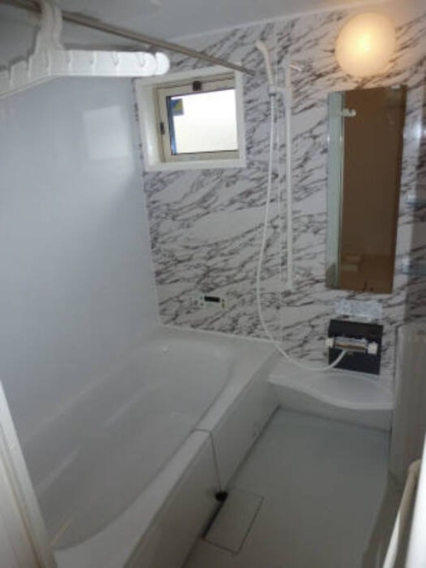 バス・シャワールーム　図面と現状に相違がある場合には現状を優先