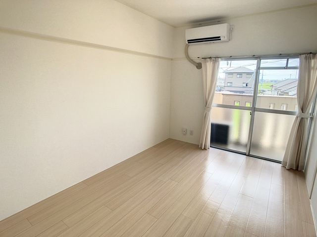 その他部屋・スペース　掲載写真は同型モデルを掲載しており実際のお部屋と仕様等が異な
