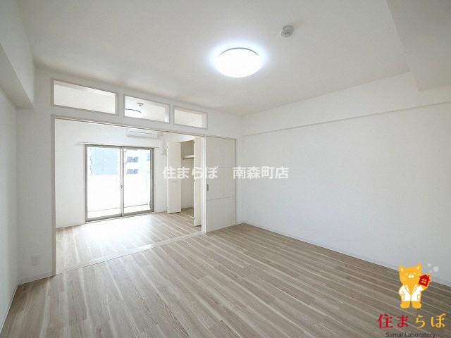 居室・リビング　「“合う暮らし”を、LINEで一緒に描こう。」