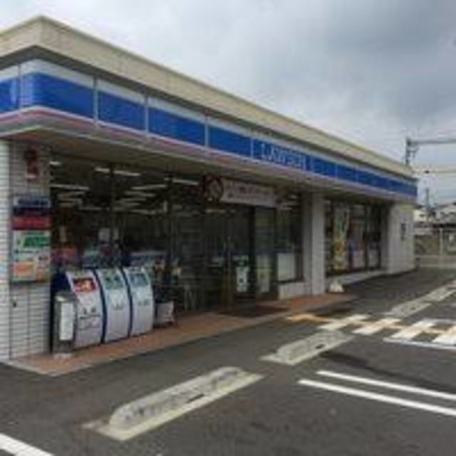 コンビニ　ローソン神戸谷上東町店（コンビニ）まで557m