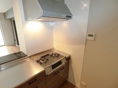 バルコニー　建設中の部屋の為、類似物件です。現状を優先とさせて頂きます。