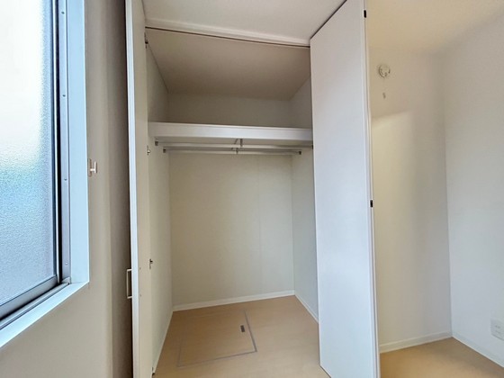 収納　※別部屋の写真です