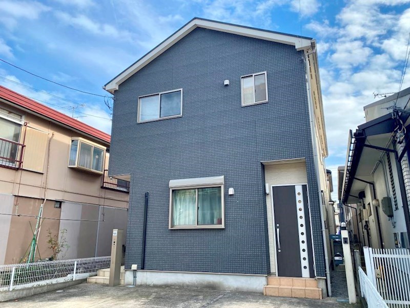 建物外観　南流山駅徒歩５分（４００ｍ）