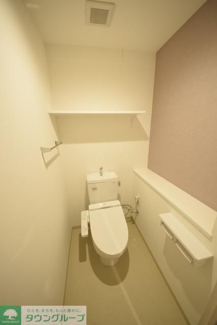 トイレ　もちろんウォーシュレットも完備