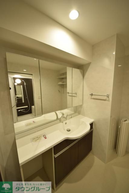 洗面設備　女性の方にはうれしいこんなに