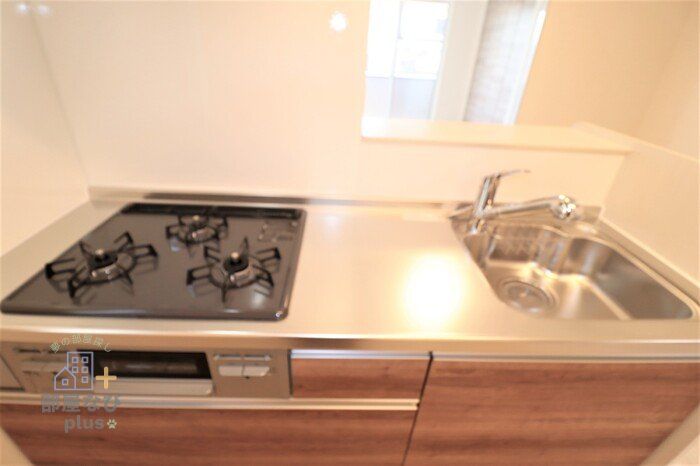 キッチン　※他号室写真です