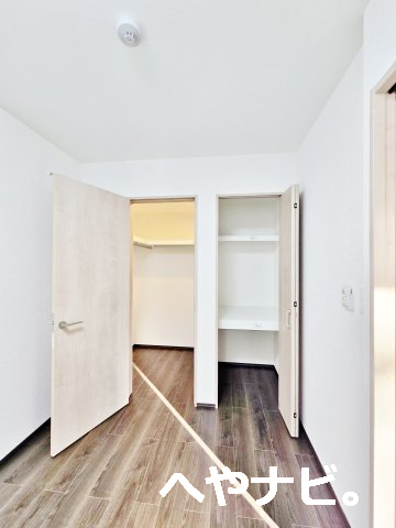収納　★ウォークインクローゼット