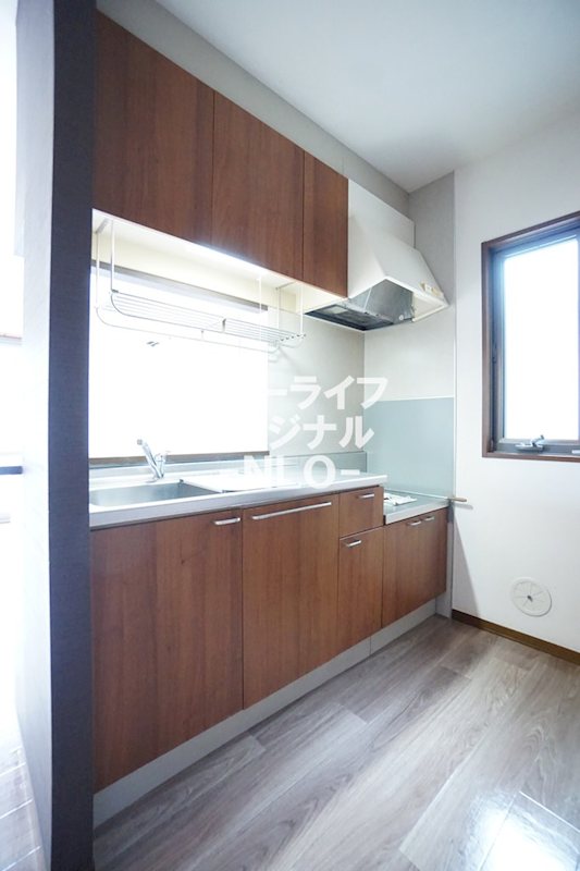 キッチン　対面キッチン付きなので会話が弾みそうです☆