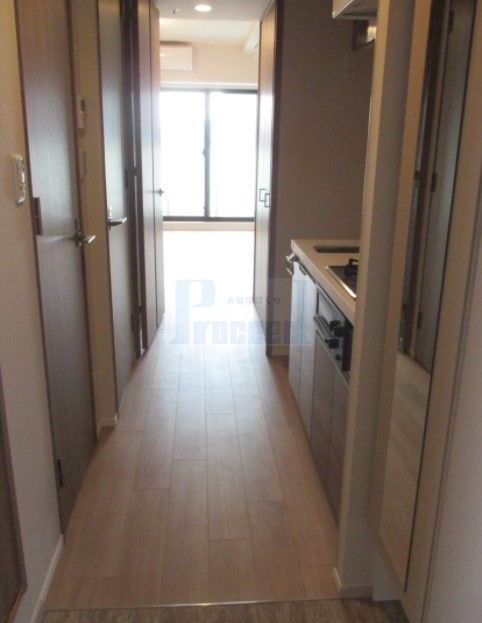 玄関　広々とした玄関部分