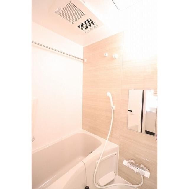 バス・シャワールーム　ウェルスクエア豊島千川 豊島区千早２