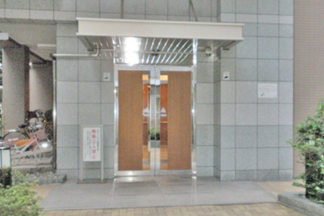 エントランス　エントランス