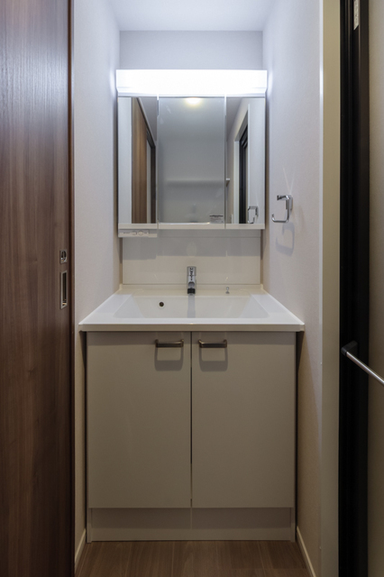 洗面設備　※写真は同タイプ住戸です。