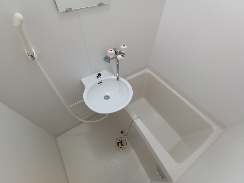 バス・シャワールーム　お風呂スペースです。