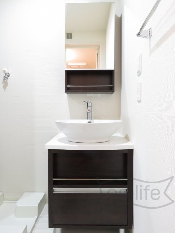 洗面設備　同仕様