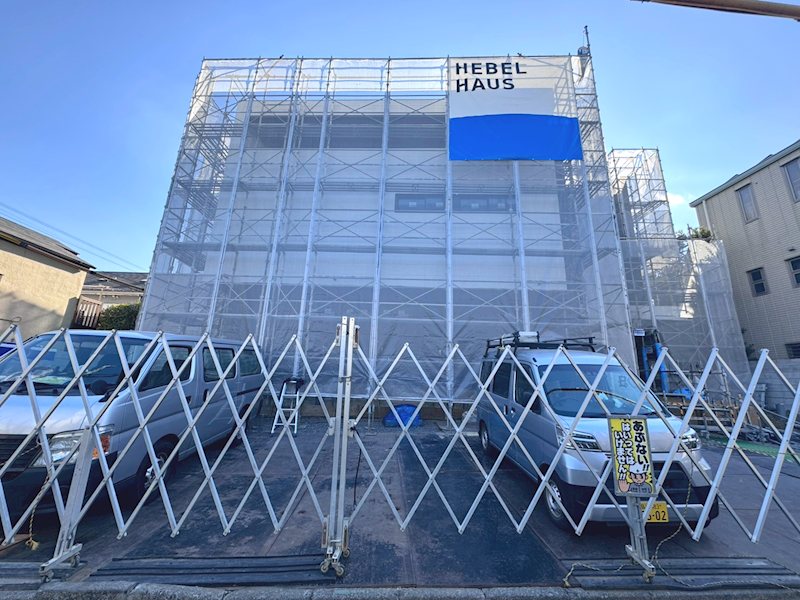 建物外観　建築中