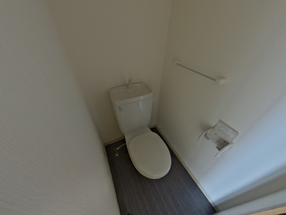 トイレ　※別号室の写真です