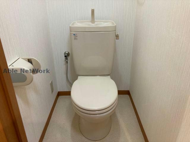トイレ　※同物件別部屋の写真です。