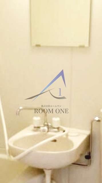 洗面設備　洗面台です。