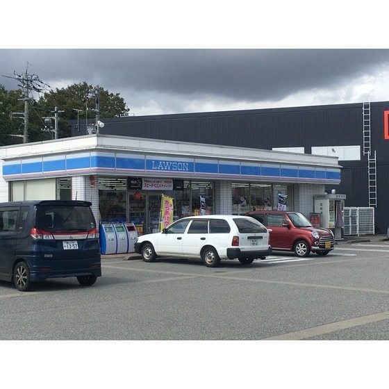 コンビニ　ローソン富山天正寺店（コンビニ）まで493m