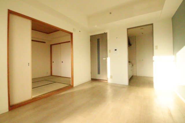 居室・リビング　※別室の参考写真の為、現況優先です。