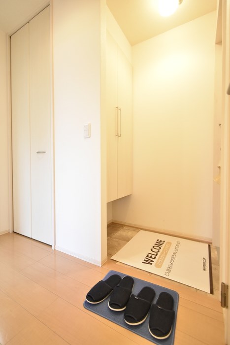 玄関　トールタイプのシューズボックス付き！