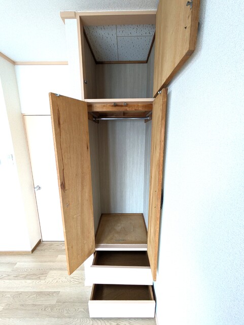 収納　★丈の長い衣類の収納ができるクローゼット★