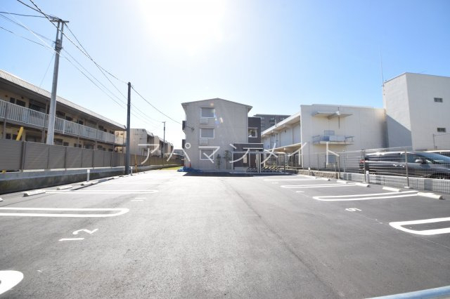 駐車場　駐車スペースです