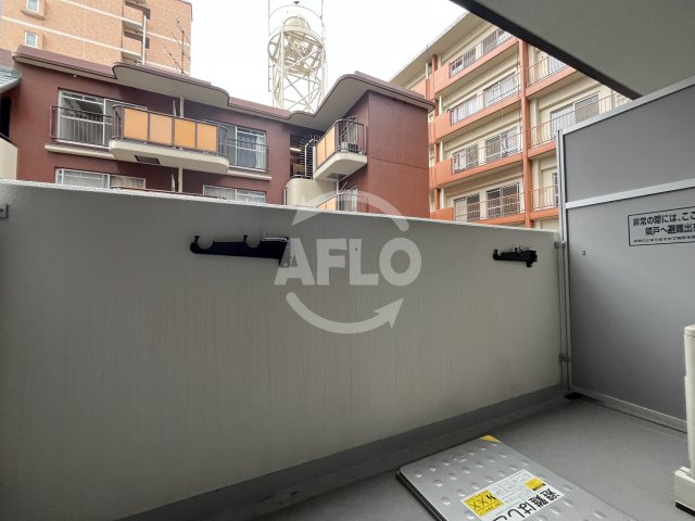 バルコニー　グランカリテ塚本　バルコニー