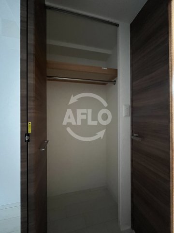 収納　グランカリテ塚本　クローゼット