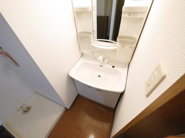 洗面設備　洗面所です