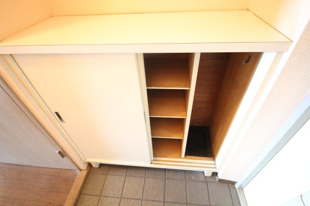 収納　同タイプの間取りの別号室写真です。現況優先となります。