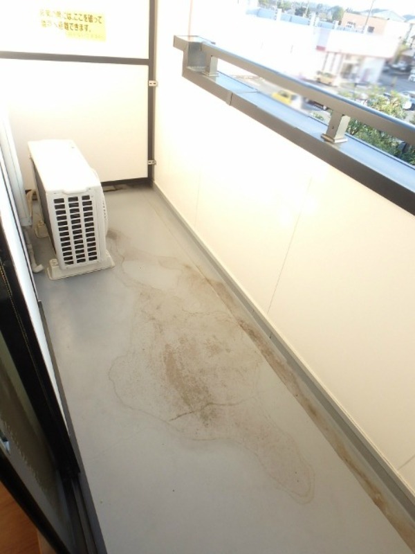 バルコニー　図面と現状に相違がある場合には現状を優先