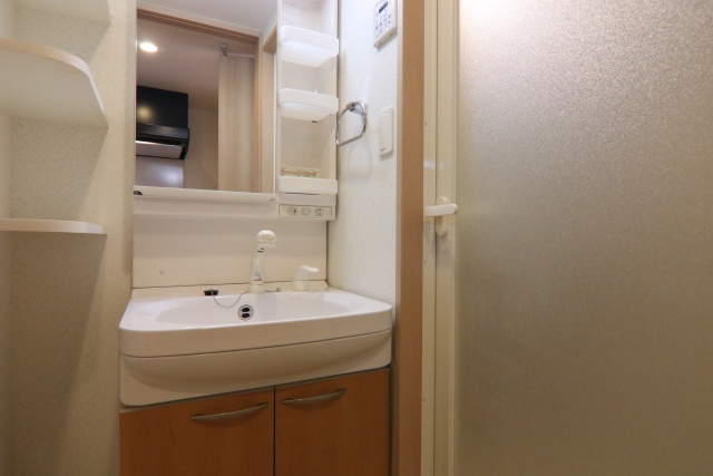 洗面設備　※別室の参考写真の為、現況優先です。