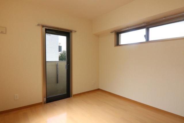 居室・リビング　※別室の参考写真の為、現況優先です。