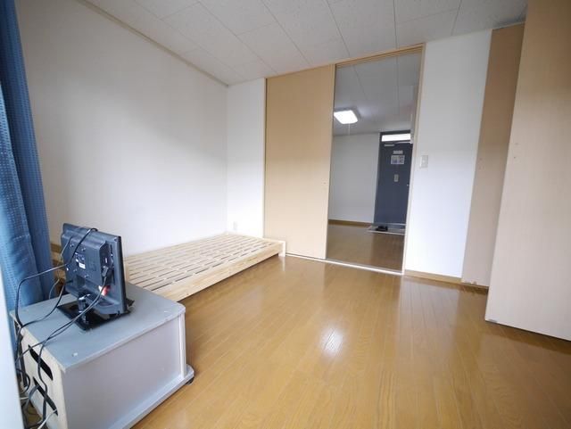 居室・リビング　☆洋室広々、使い方色々☆