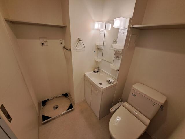 トイレ　別部屋参考写真