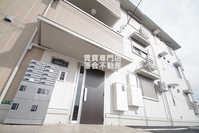 建物外観　2023年築。築浅