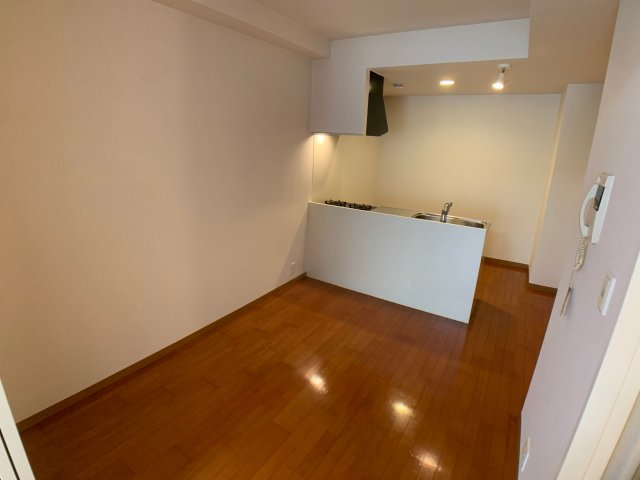 居室・リビング　エアコン付きで快適に過ごせます