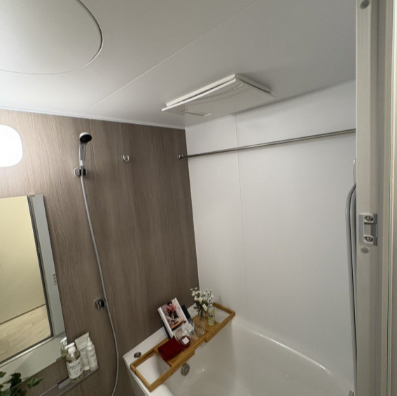 バス・シャワールーム　※別部屋の参考写真です。