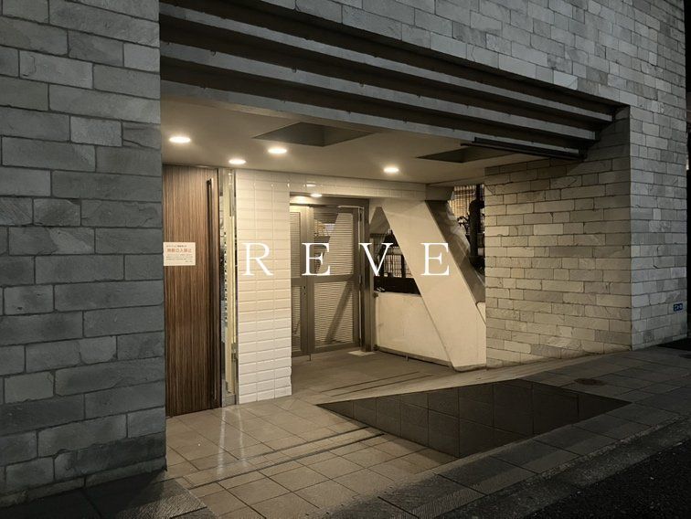 建物外観　エントランス